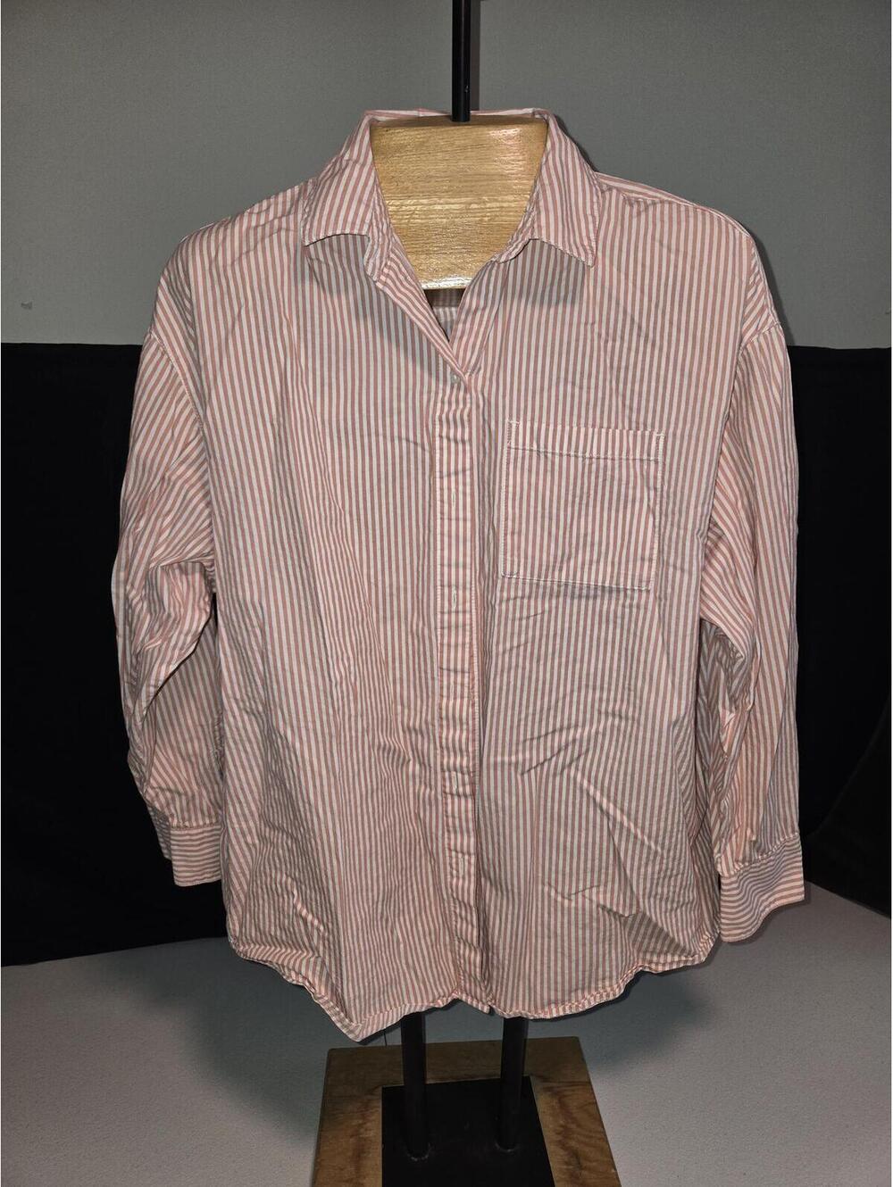Old Navy The Boyfriend Shirt - Small, Pink and White Striped Button-Up